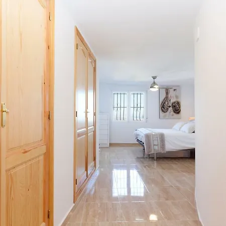 Seahorse Villa-private Pool-3 Bed Дения
