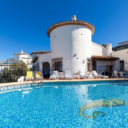 Seahorse Villa-private Pool-3 Bed * Дения